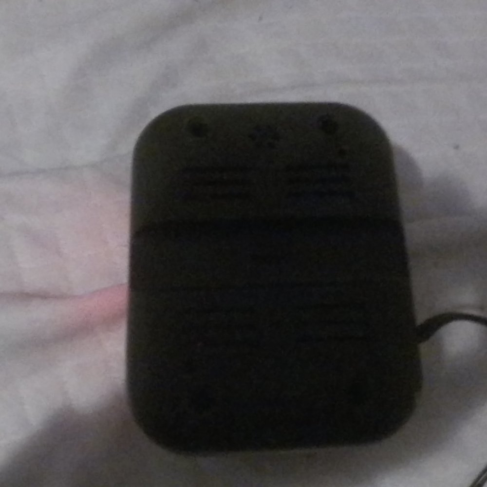 Sharp Alarm Clock With USB, Black - Picture 4 of 4
